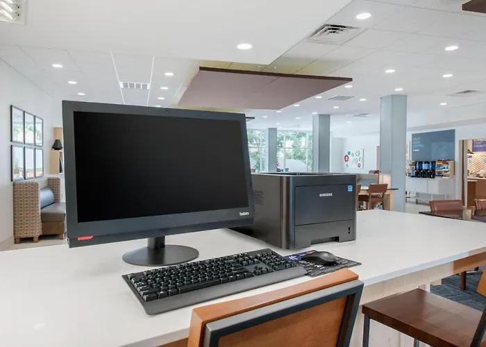 Holiday Inn Express & Suites - Wildwood - The Villages By Ihg