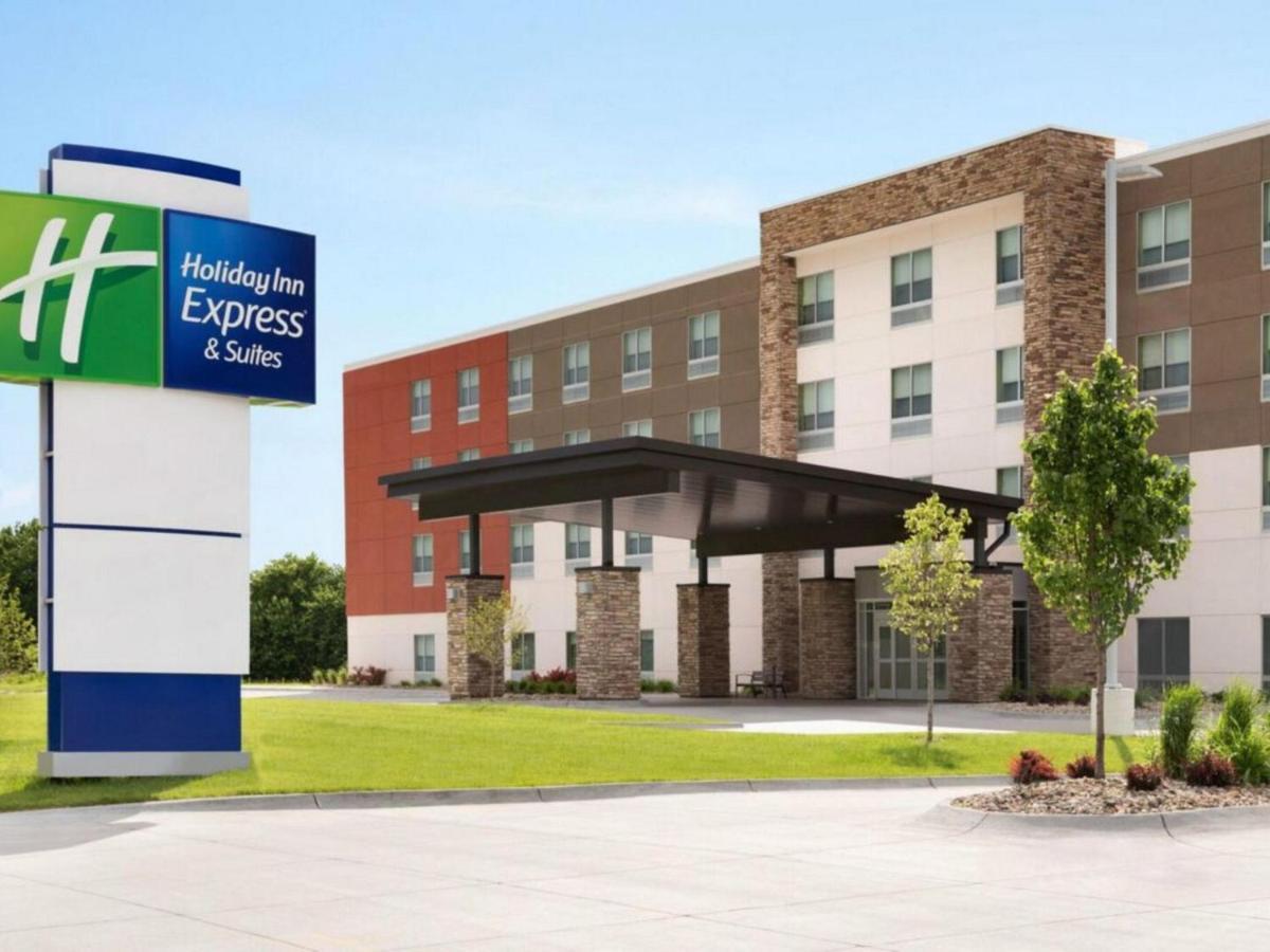 Express & - - The Villages By Ihg Hotel