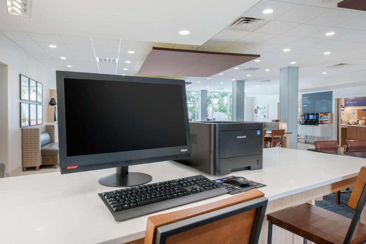 Hotel Express & - - The Villages By Ihg Wildwood