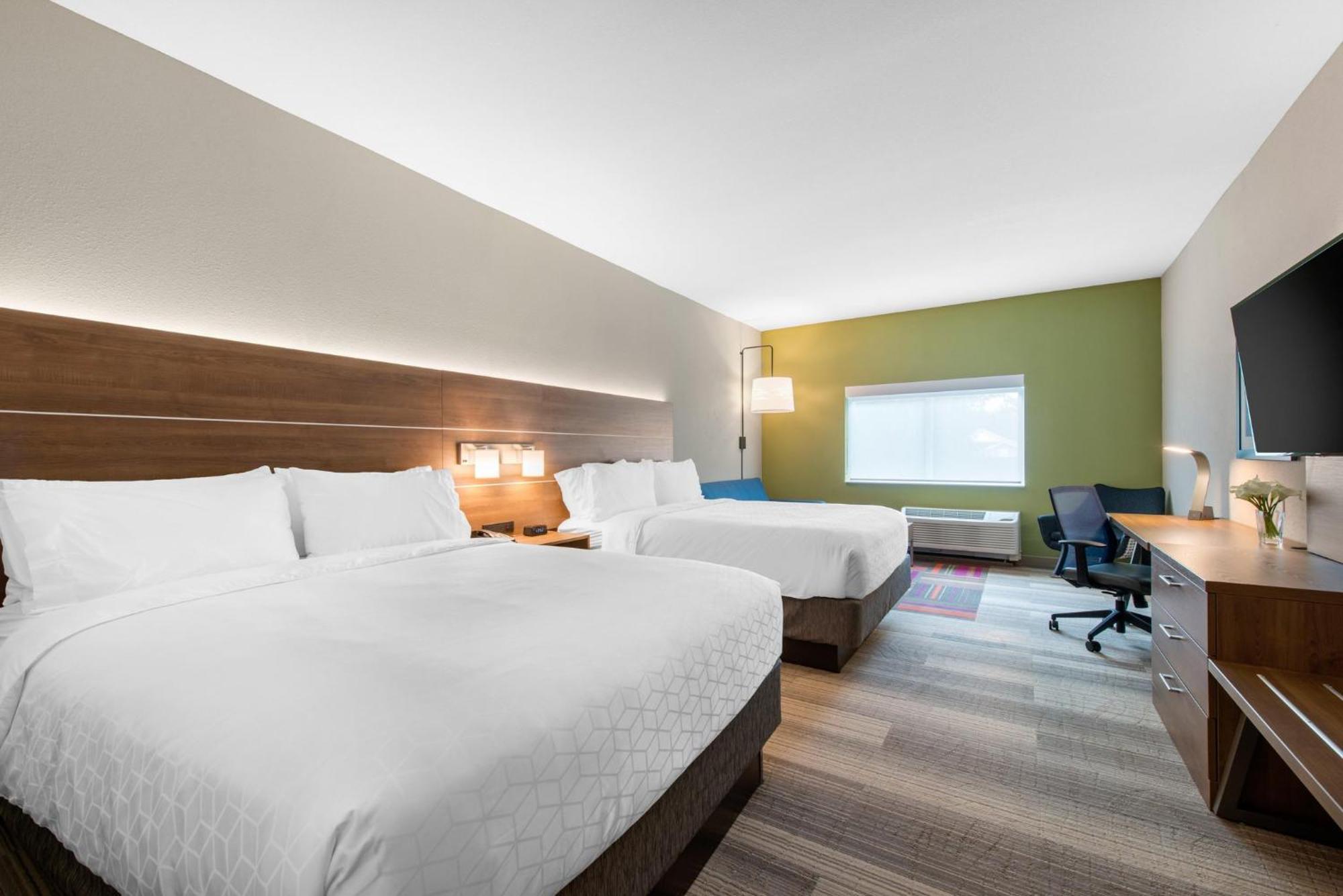Express & - - The Villages By Ihg 3*